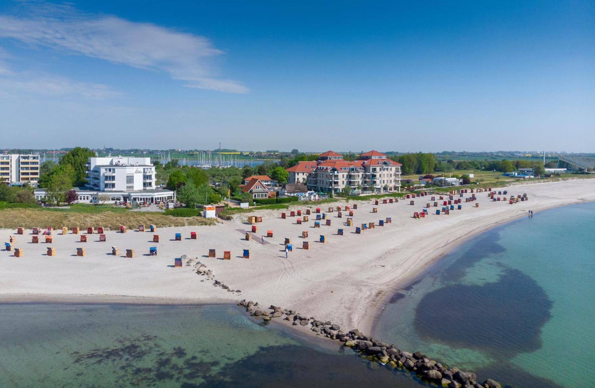 Strandburg Azurblau Burgtiefe auf Fehmarn 外观 照片